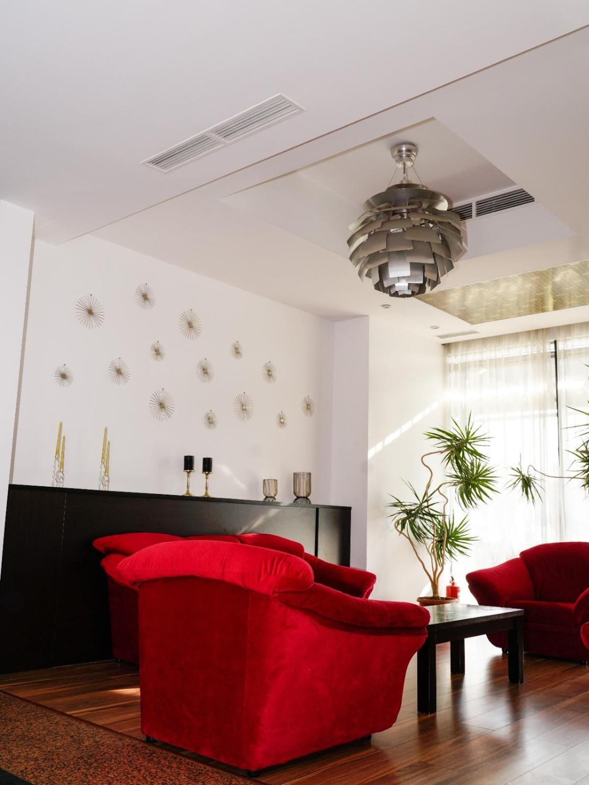 Hotel Criss Bukares Bagian luar foto